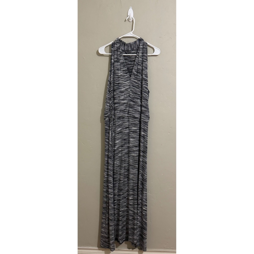 vince camuto dress 2X black white space dye stripe maxi halter pockets